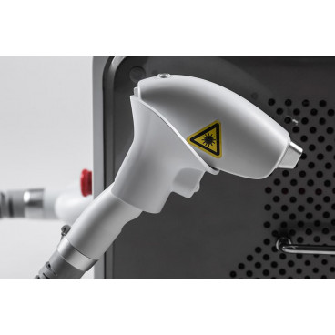 Диодный лазерный аппарат &quot;In-Motion D2+&quot;